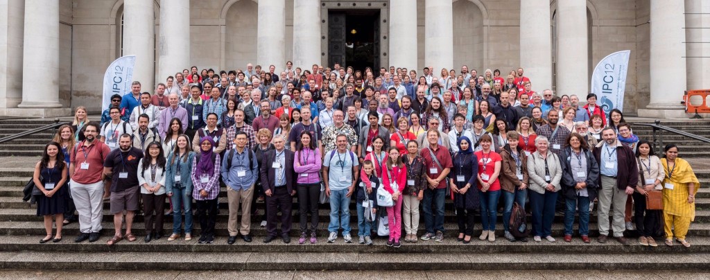 Polychaetologists assembled on the steps of the National Museum Cardiff (c) IPC2016